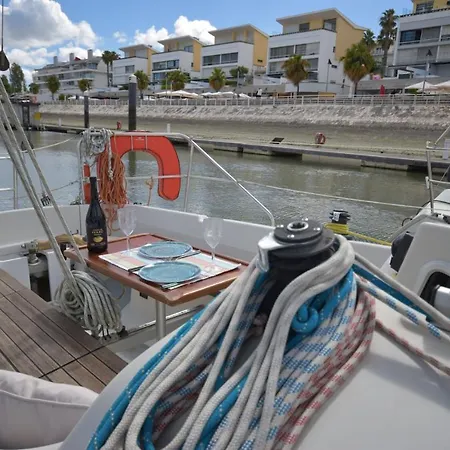 Botel Arecadina *